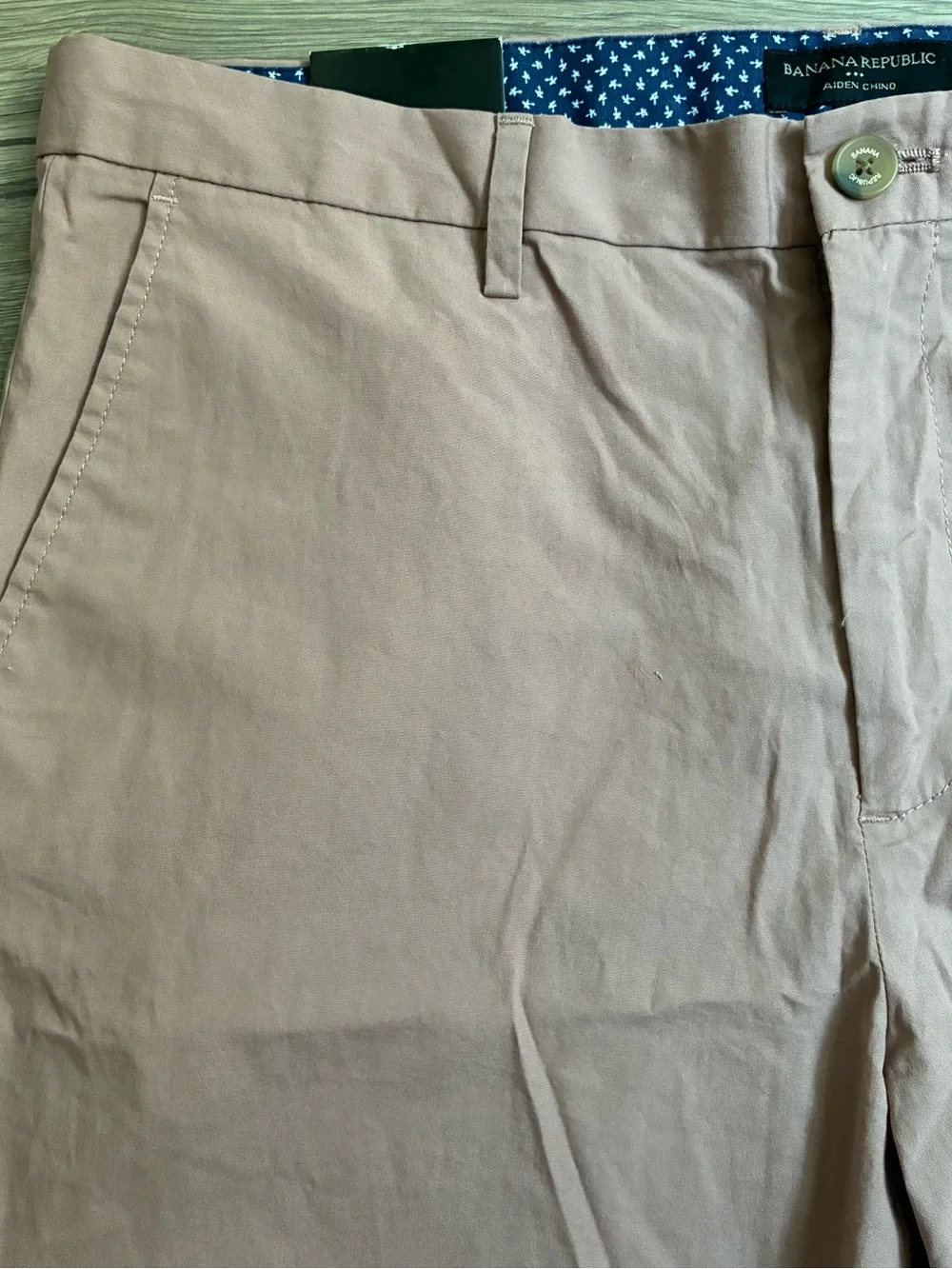 NWT Banana Republic Mens 36x34 Pink Aiden Summer Weight Chino Stretch